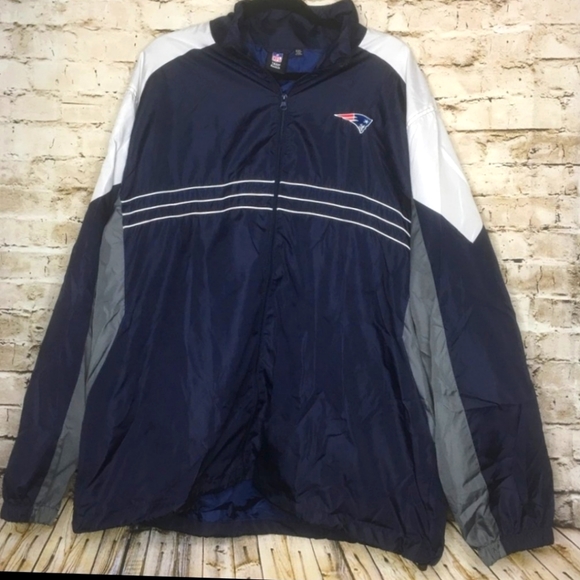 NFL Patriots Windbreaker - Picture 1 of 4